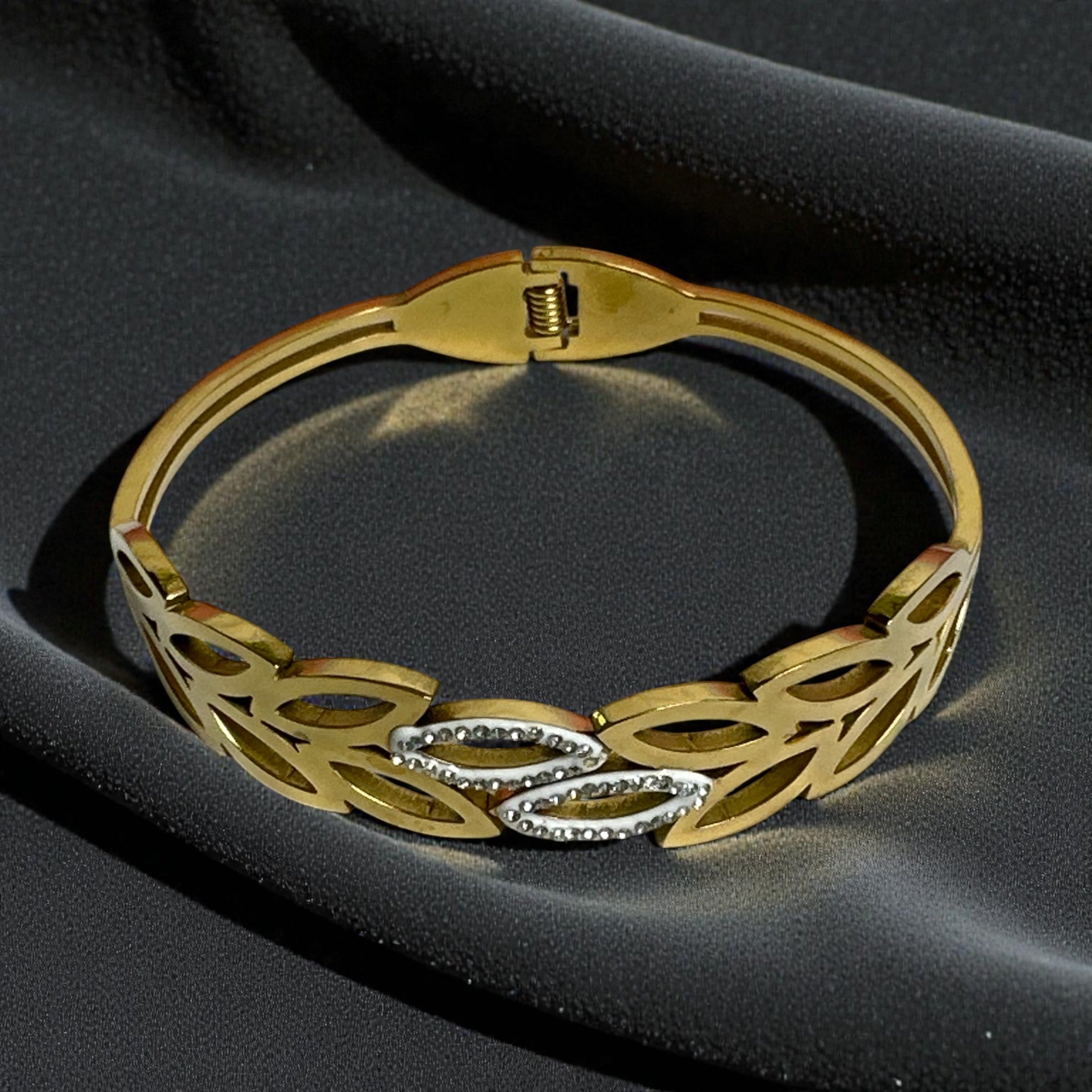 Gold Plated Leaf Design Hinge Bracelet