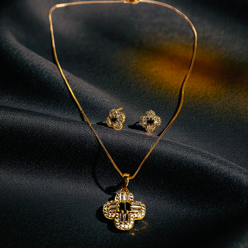 Flower Crystal Necklace  Set