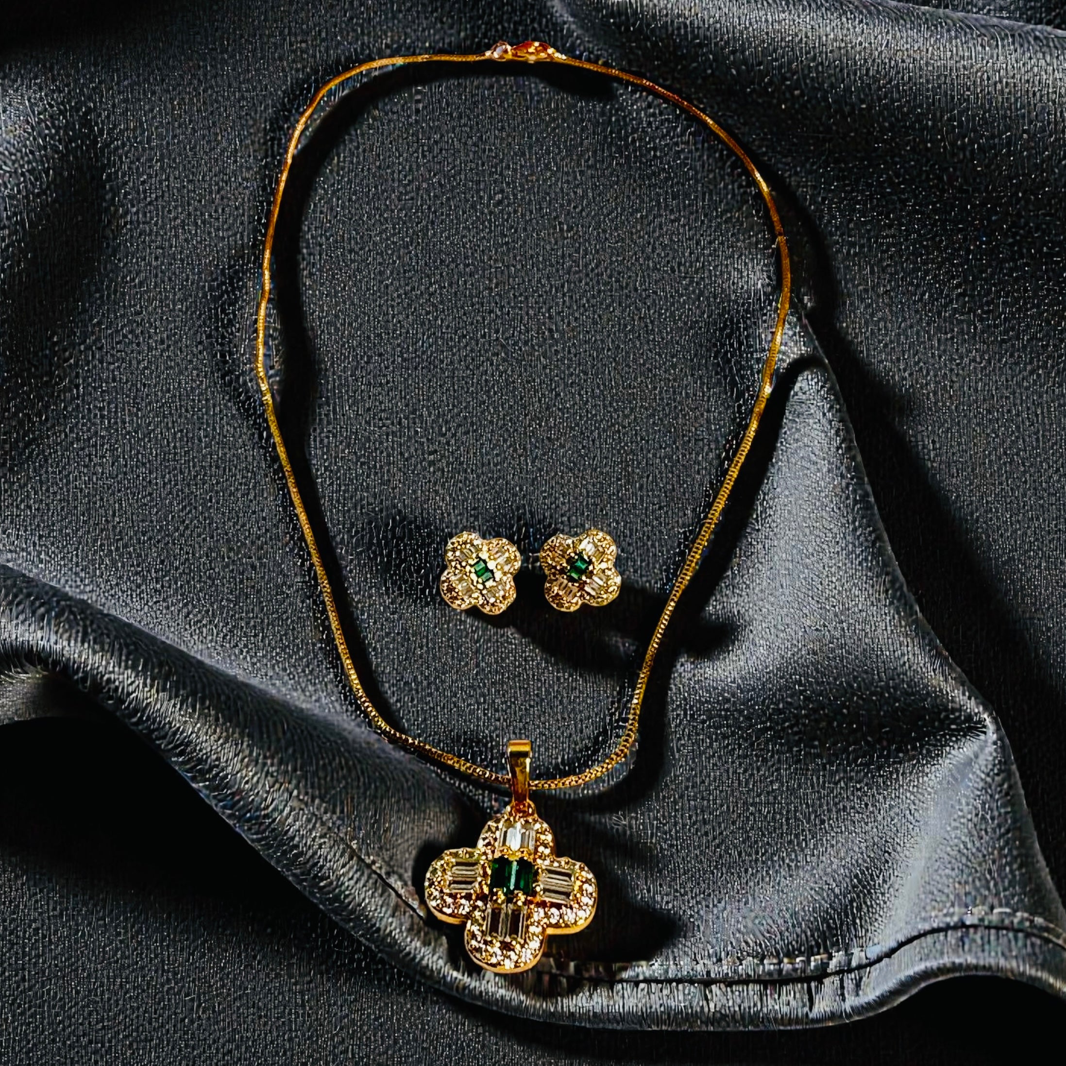 Flower Crystal Necklace  Set